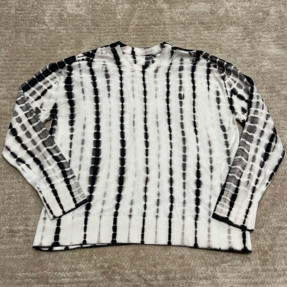 Lululemon Linear Tie Dye Crewneck Cashmere Cotton
Sweater Size Small